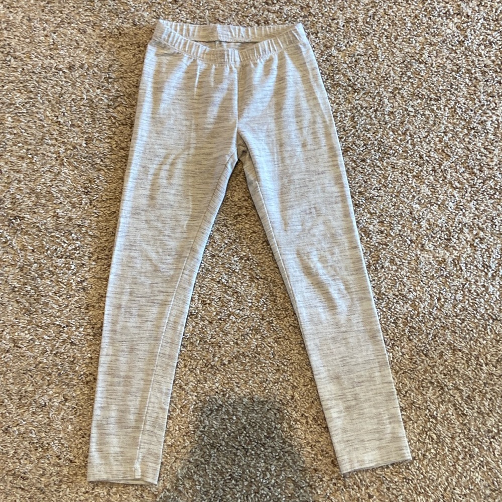 Cat & Jack size 6 grey leggings